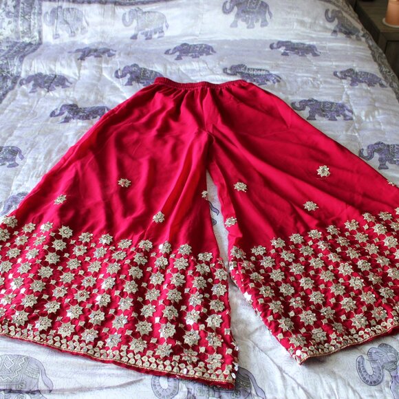 Pink Palazzo - Picture 4 of 5